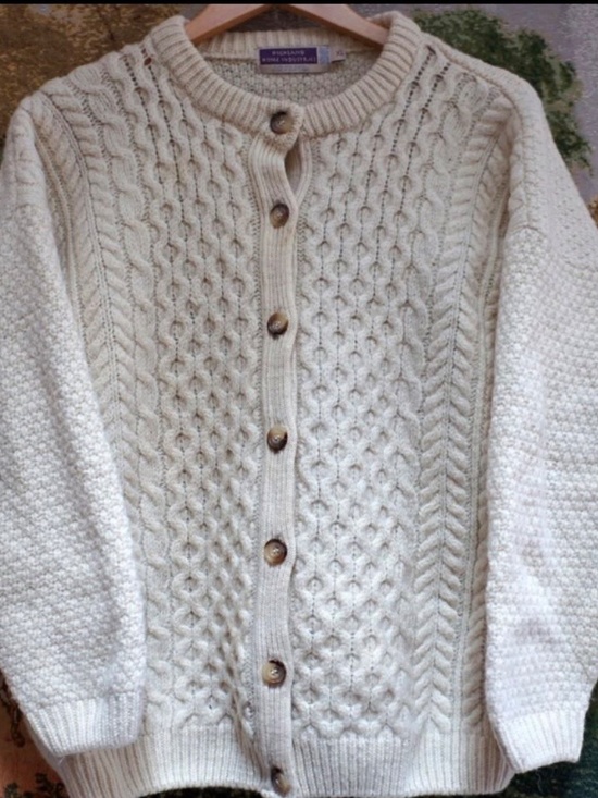 Highland Industries Sweaters - Scottish cable-knit Wool cardigan